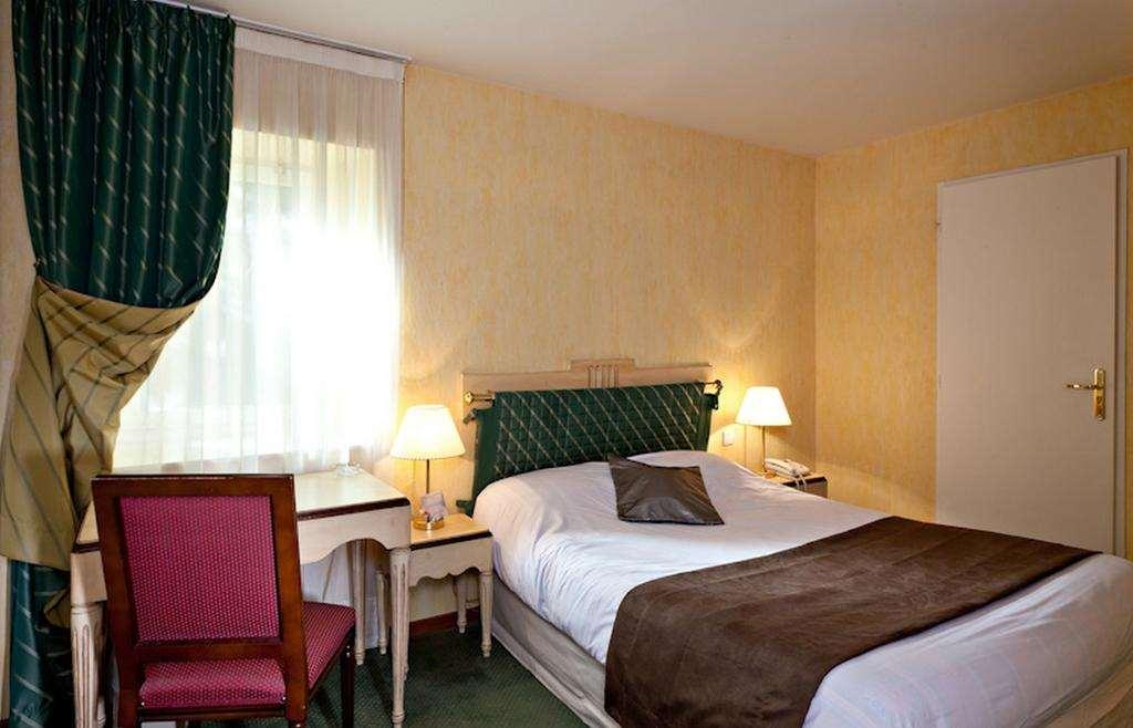Hotel Du Parc Lyon Room photo